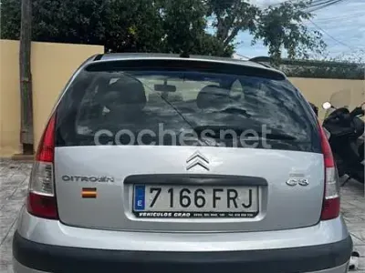 Usado Citroën C3 61 CV (44 kW) 2007 Gris / plata Berlina
