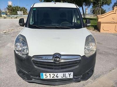 Usado Opel Combo 90 CV (66 kW) 2016 Blanco Monovolumen