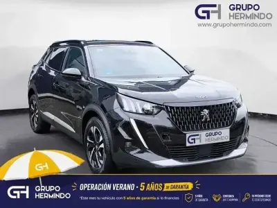 Usado Peugeot 2008 GT 130 CV (95 kW) 2021 Negro SUV
