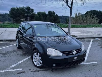 Usado VW Golf IV Sportline 102 CV (75 kW) 2005 Negro Berlina