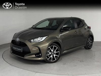Usado Toyota Yaris Hybrid Style 116 CV (85 kW) 2022 Blanco Berlina