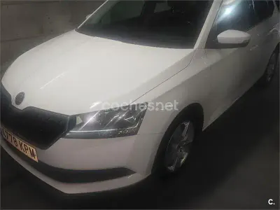 Usado Skoda Fabia Active 95 CV (69 kW) 2018 Blanco Berlina