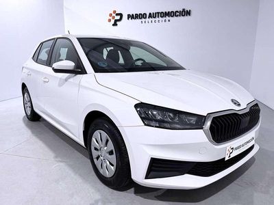 Usado Skoda Fabia Active 95 CV (69 kW) 2022 Blanco Utilitario