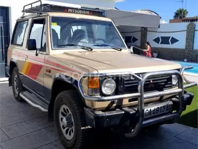 Usado Mitsubishi Montero 99 CV (72 kW) 1995 Beige SUV