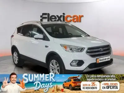 Usado Ford Kuga Business Edition 150 CV (110 kW) 2017 Blanco SUV