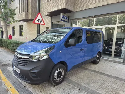 Usado Opel Vivaro S 125 CV (91 kW) 2016 Azul Monovolumen