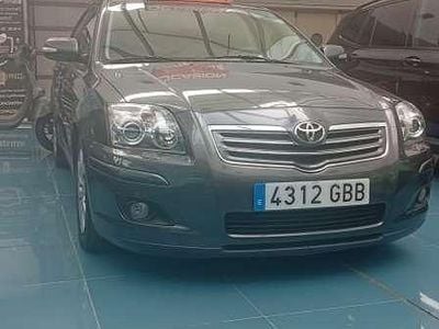 Gris Usado 2008 Toyota Avensis Active Berlina | 6890 € (Caro)