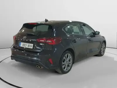 Usado Ford Focus ST-Line 125 CV (91 kW) 2023 Negro Berlina