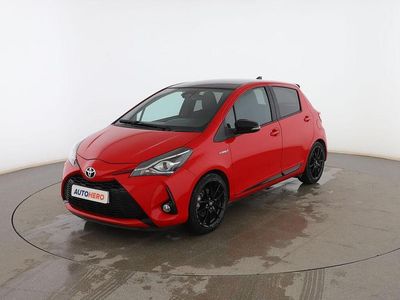 Usado Toyota Yaris Hybrid Active 101 CV (74 kW) 2019 Rojo Utilitario