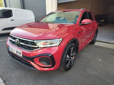 Usado VW T-Roc R-line 150 CV (110 kW) 2023 Rojo SUV