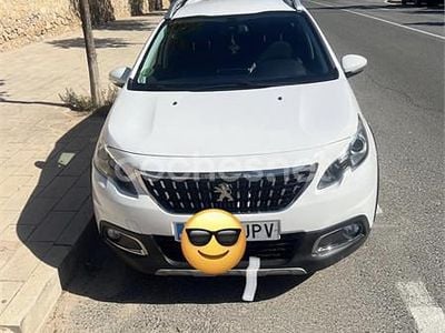 Usado Peugeot 2008 Allure 100 CV (73 kW) 2016 Blanco SUV