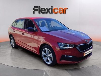 Usado Skoda Scala Active 116 CV (85 kW) 2019 Rojo Utilitario