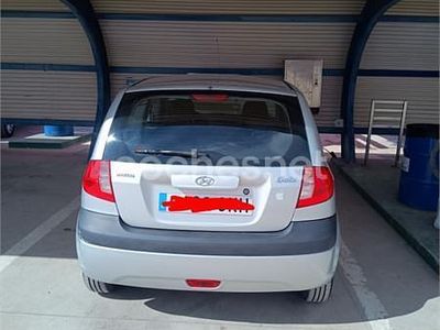 Usado Hyundai Getz 66 CV (48 kW) 2008 Gris / plata Utilitario