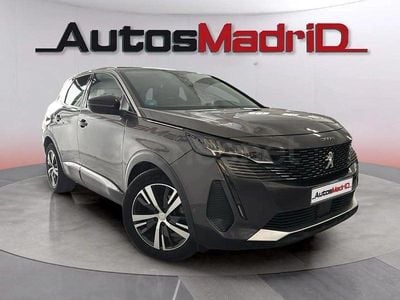 Usado Peugeot 3008 Allure 130 CV (95 kW) 2022 Gris / plata SUV