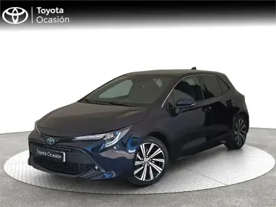 Usado Toyota Corolla Style 122 CV (89 kW) 2022 Azul Monovolumen