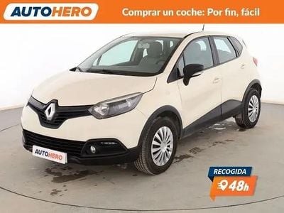 Usado Renault Captur Life 90 HP (66 kW) 2015 Bege SUV