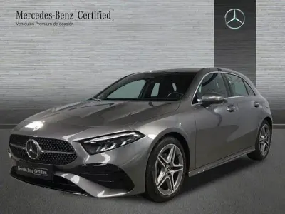 Usado Mercedes A180 136 CV (100 kW) 2025 Gris montaña