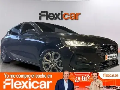 Usado Ford Focus ST-Line 155 CV (114 kW) 2023 Negro Berlina
