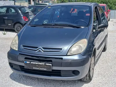 Käytetty Citroën Xsara Exclusive 92 HP (67 kW) 2010 Harmaa Tila-auto