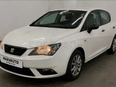 Usado Seat Ibiza Reference 95 CV (69 kW) 2015 Blanco Berlina