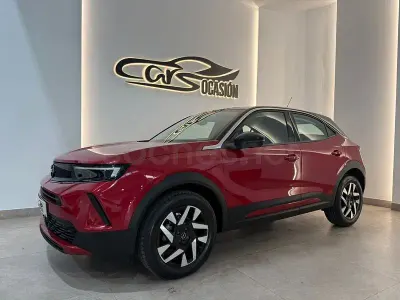 Usado Opel Mokka 100 CV (73 kW) 2025 Granate SUV