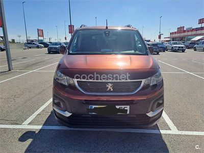 Usado Peugeot Rifter Active 130 CV (95 kW) 2020 Naranja Monovolumen