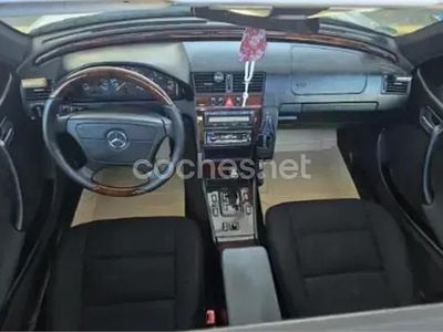 Usado Mercedes C240 Classic 170 CV (125 kW) 1999 Gris / plata Familiar