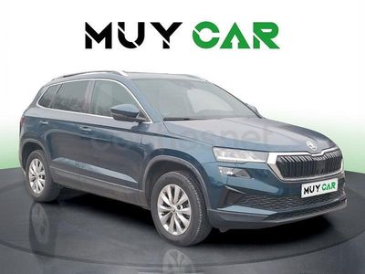Usado Skoda Karoq Ambition 150 CV (110 kW) 2022 Azul SUV