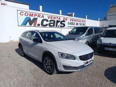 Usado Volvo V60 CC Momentum 150 CV (110 kW) 2016 Blanco Familiar