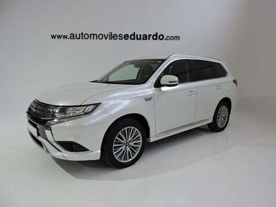 Blanco Usado 2019 Mitsubishi Outlander P-HEV Motion SUV | 21.500 € (Precio justo)