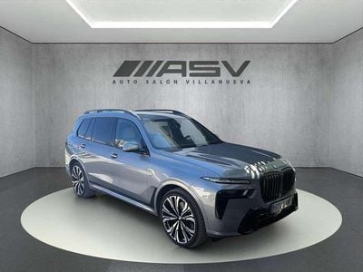 Używany BMW X7 M Sport 340 KM (250 kW) 2024 Szary SUV
