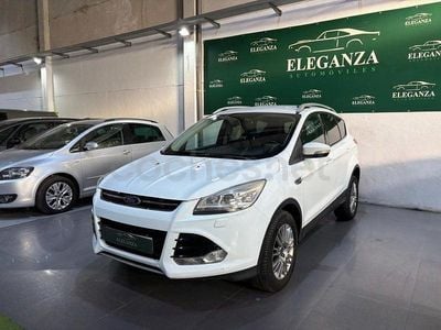 Usado Ford Kuga Titanium 140 CV (102 kW) 2014 Blanco SUV