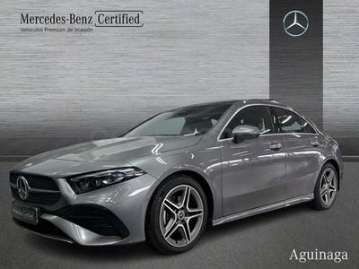 Gris / plata Usado 2024 Mercedes A200 Berlina | 37.890 € (Caro)