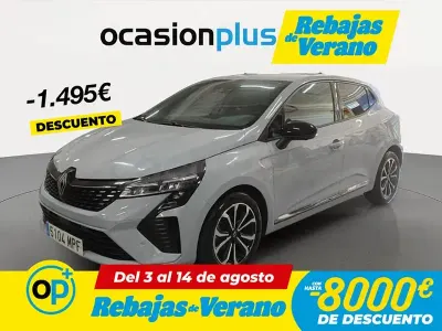 Usado Renault Clio V Techno 90 CV (66 kW) 2024 Gris / plata Berlina