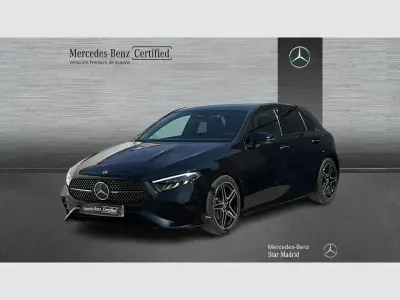 Usado Mercedes A200 150 CV (110 kW) 2025 Negro cosmos Berlina