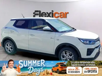 Usado SsangYong Tivoli 128 CV (94 kW) 2023 Blanco SUV