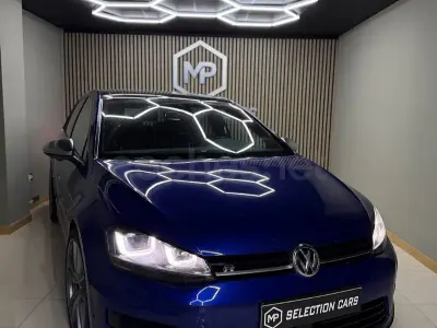 Usado VW Golf VII R 310 CV (228 kW) 2017 Azul Berlina