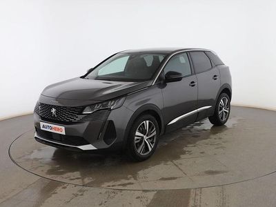 Usado Peugeot 3008 Allure 130 CV (95 kW) 2022 Gris SUV