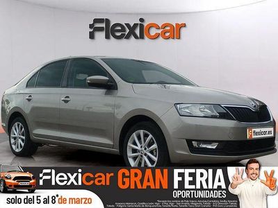 Usado Skoda Rapid Active 110 CV (80 kW) 2018 Gris Berlina