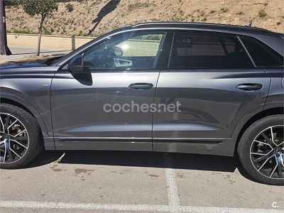 Usado Audi Q8 S-Line 394 CV (289 kW) 2024 Gris / plata SUV