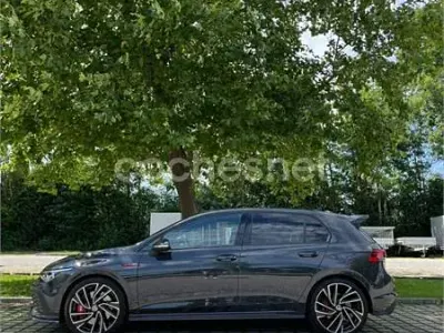 Usado VW Golf VII GTI Clubsport 301 CV (221 kW) 2021 Gris / plata Utilitario