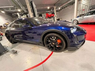 Usado Porsche Taycan Sport Turismo 500 kW (680 CV) 2023 Azul Familiar