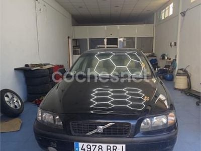 Negro Usado 2001 Volvo S60 Berlina | 2700 €