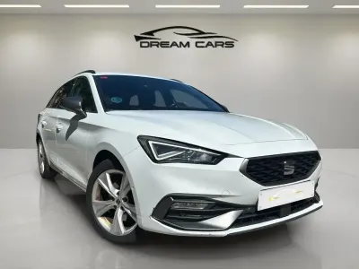 Usado Seat Leon FR 150 CV (110 kW) 2021 Blanco Familiar