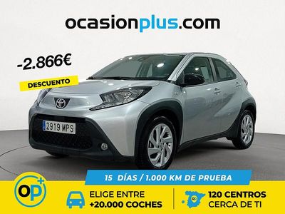 Gris / plata Usado 2024 Toyota Aygo X Play SUV | 14.550 € (Precio justo)