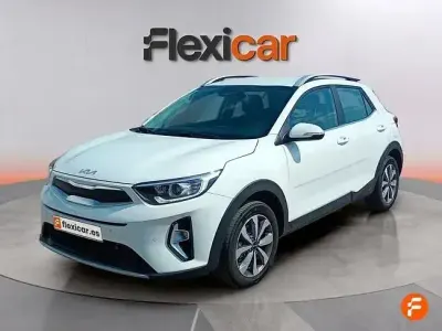 Usado Kia Stonic 101 CV (74 kW) 2025 Blanco SUV