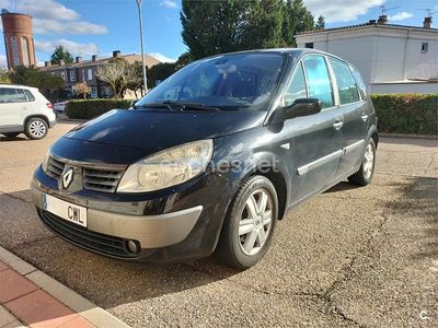 Usado Renault Scénic II Dynamique 120 CV (88 kW) 2004 Negro Monovolumen