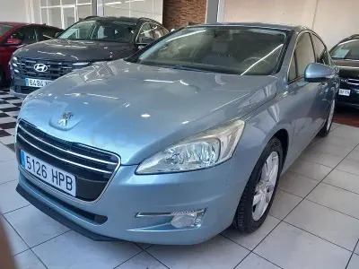 Usado Peugeot 508 Allure 140 CV (102 kW) 2013 Azul Berlina