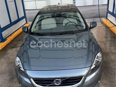 Usado Volvo V40 Momentum 150 CV (110 kW) 2012 Azul Utilitario