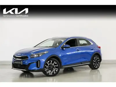 Usado Kia XCeed 141 HP (103 kW) 2023 Azul SUV